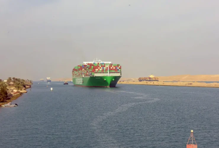 انخفضت حركة نقل البضائع