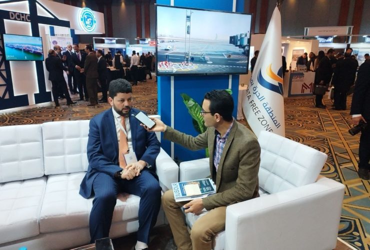 محرر الموانئ مع مدير المنطقة الحرة بمصراتة