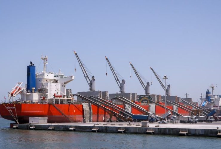 ميناء دمياط