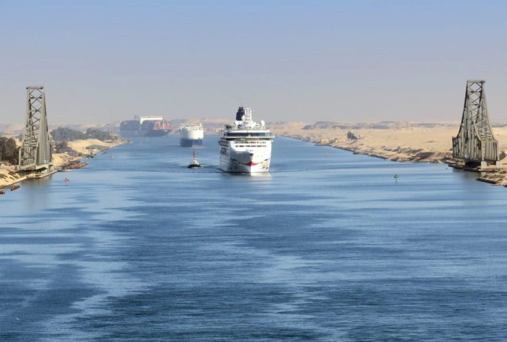 قناة السويس