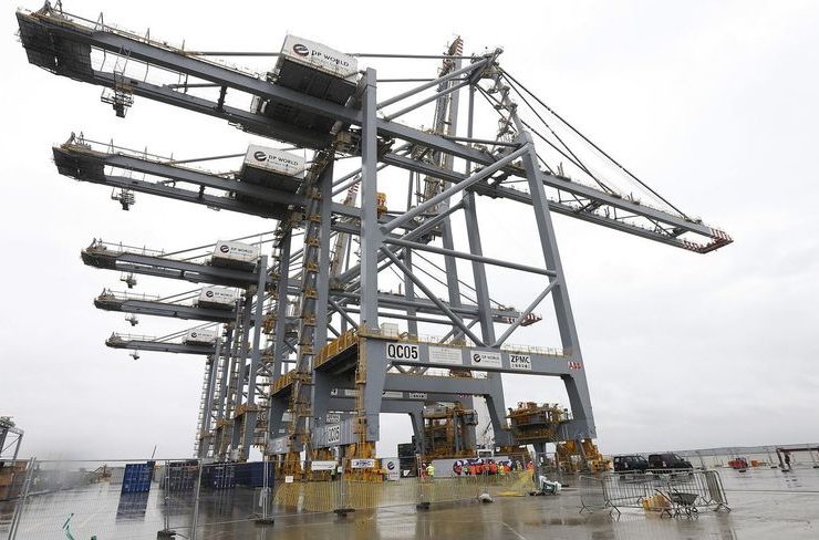 استثمارات موانئ دبي