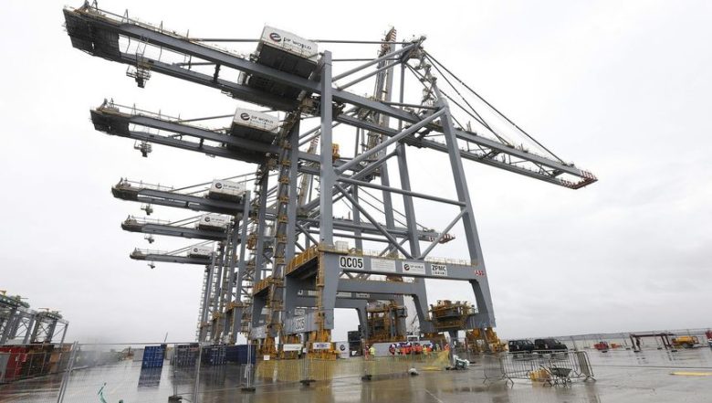 استثمارات موانئ دبي