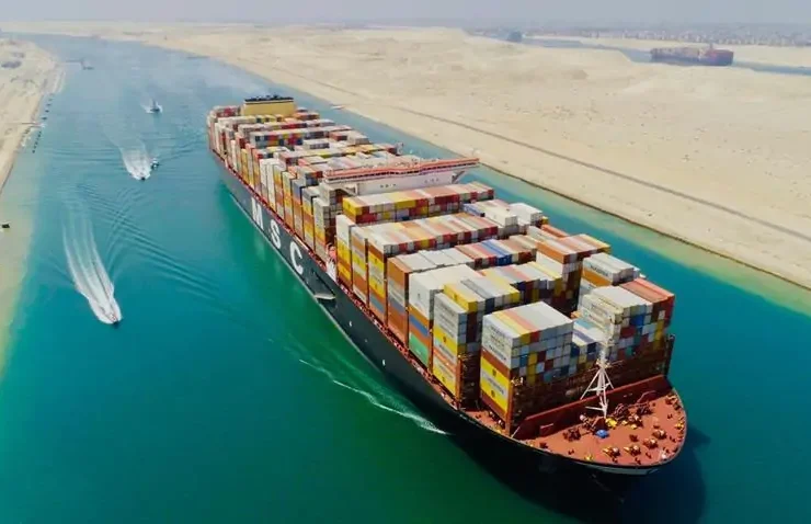 قناة السويس
