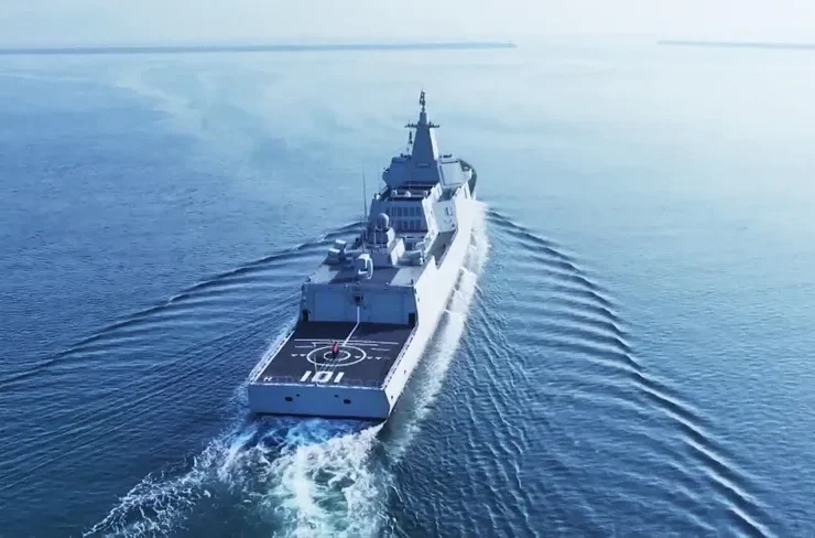 المدمرة الصينية Type 055