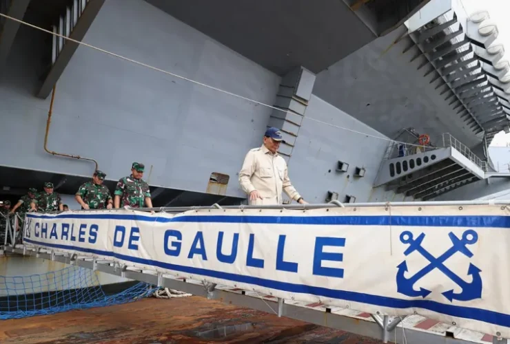 حاملة الطائرات الفرنسية