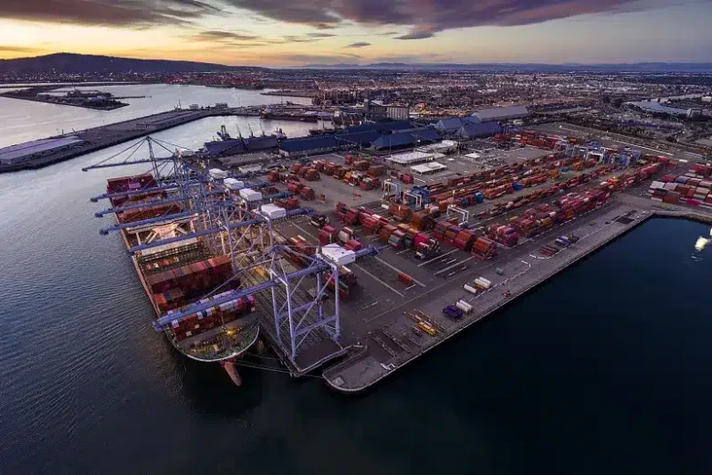 ميناء لونغ بيتش