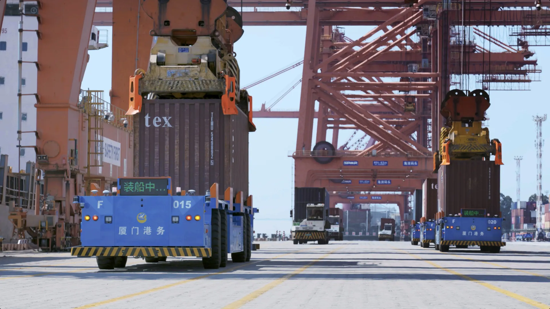 موانئ الصين 1