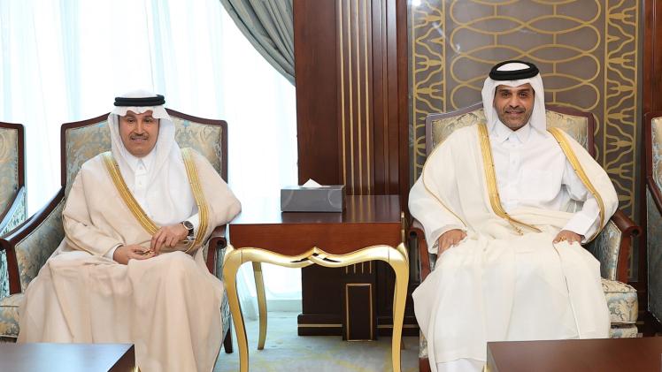 تعاون استراتيجي بين قطر والسعودية لتعزيز قطاع النقل