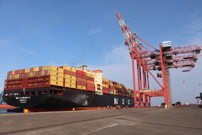 سلاسل الإمداد