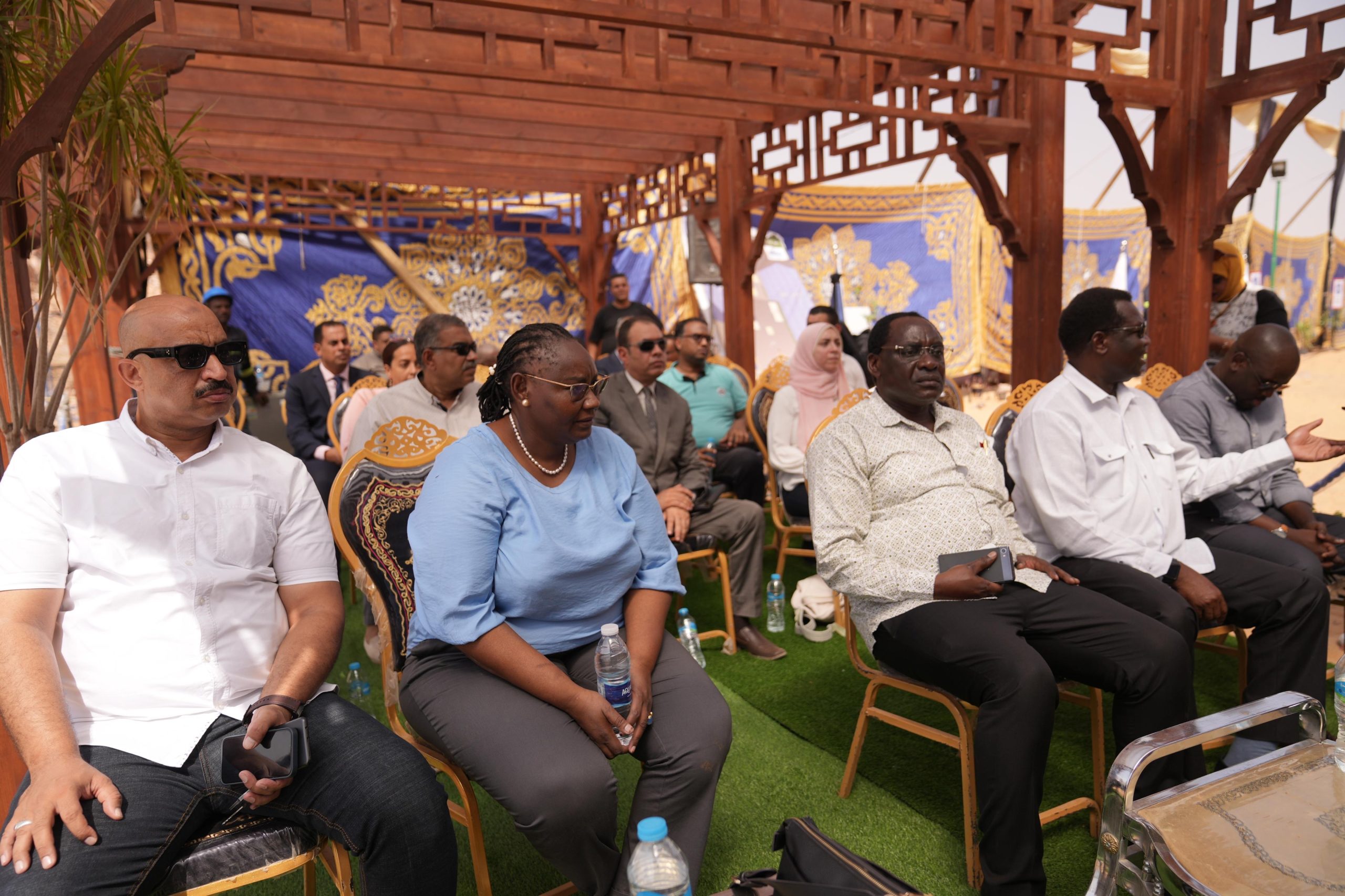 الفندق العائم أوجيني ١