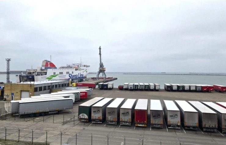 "ستينا لاين" تعزز تواجدها في بحر البلطيق باستحواذ استراتيجي على ميناء لييبايا اللاتفي