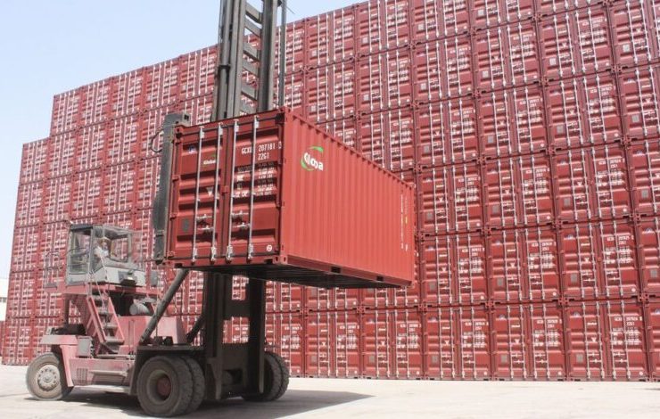 تقرير لـ "سي إنتليجنس" يكشف: 41% من نقل الحاويات البحرية عالميا يتم وهي فارغة