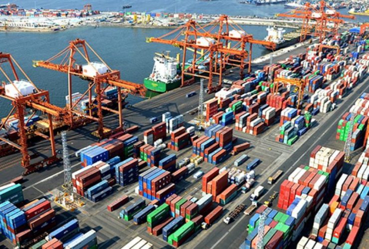 ميناء قاسم يحقق إنجازا عالميا.. التاسع بين أكثر الموانئ تحسنا وفقا للبنك الدولي