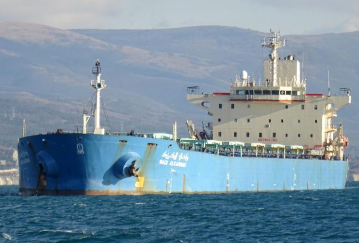 موانئ البحر الأحمر تسجل نشاطاً قياسياً في حركة تداول البضائع والشاحنات