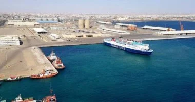 موانئ البحر الأحمر تواصل أداءها التشغيلي بكفاءة عالية.. تداول 18,000 طن بضائع و 741 شاحنة