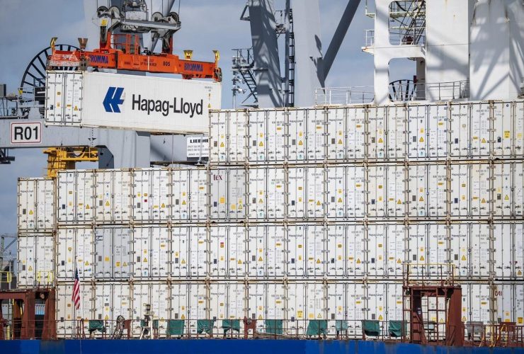 دعوة كندية لتعزيز الموانئ الأصغر.. غرفة التجارة البحرية تطالب بزيادة التخليص الجمركي للحاويات الدولية