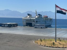 نشاط مكثف بموانئ البحر الأحمر: تداول 64 ألف طن بضائع وتصدير 50 ألف طن فوسفات إلى الهند