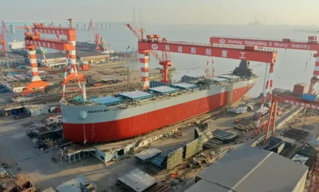 الشحن الجاف