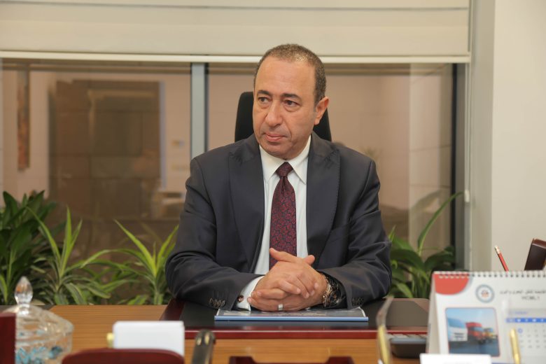 رؤية 2030 لقطاع النقل المصري: رئيس القابضة للنقل البحري يكشف خطة لدمج 29 شركة وتوطين صناعة الأتوبيسات