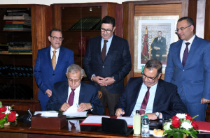 المغرب يعزز "السيادة البحرية" بتوقيع مذكرة تفاهم استراتيجية بين المعهد العالي للدراسات البحرية والأكاديمية العربية للنقل البحري