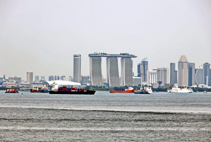 آسيا تهيمن على صدارة التميز.. سنغافورة تتوج بأفضل ميناء حاويات عالميا في تقرير جديد