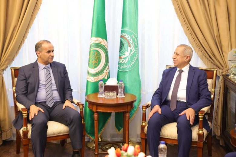 النقل البحري