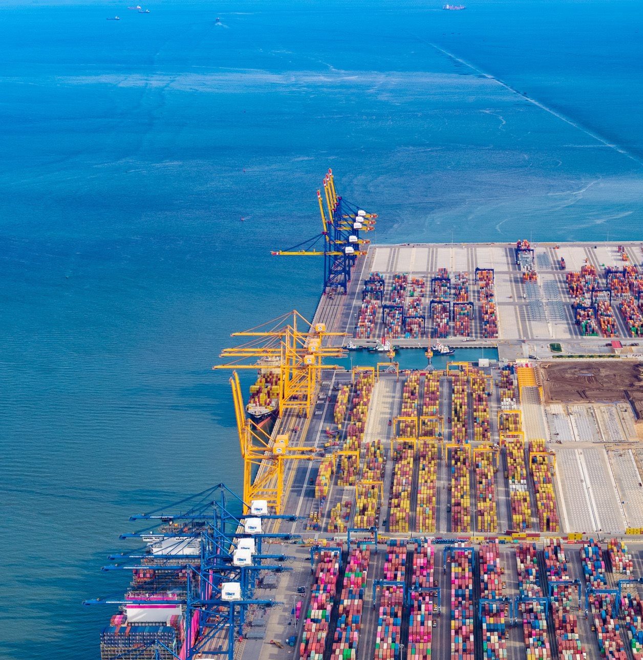 ميناء لاش هاويين