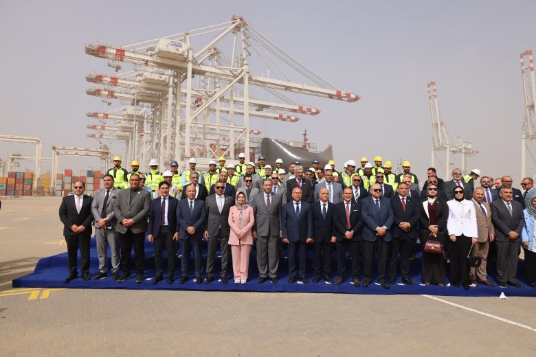 وزير النقل المصري