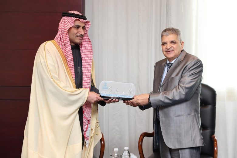 قناة السويس