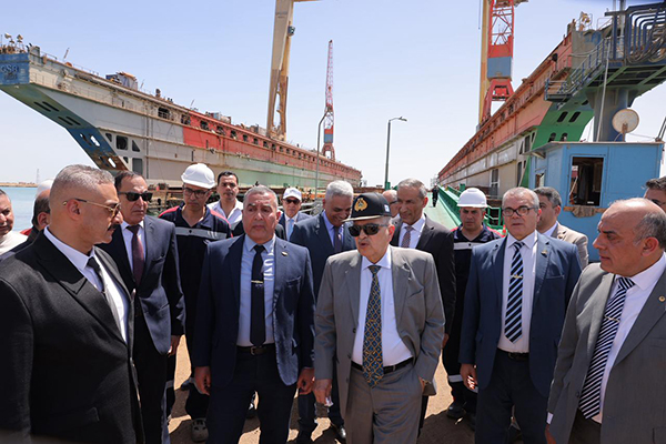 قناة السويس